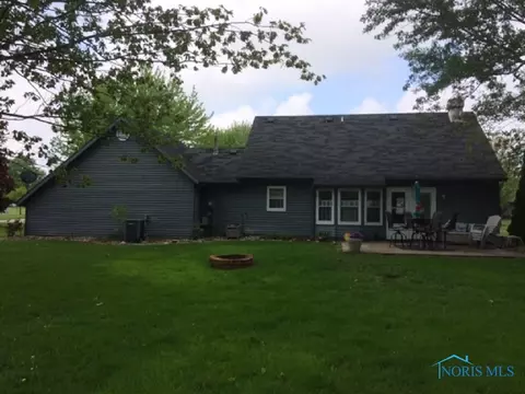 204 Brown Dr, Bryan, OH 43506 photo 3