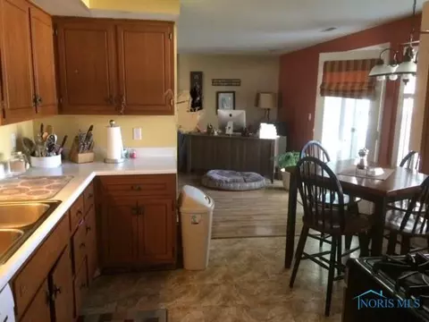 204 Brown Dr, Bryan, OH 43506 photo 7