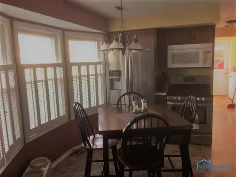 204 Brown Dr, Bryan, OH 43506 photo 6