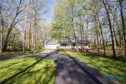 4010 Eber Rd, Monclova, OH 43542 photo 2