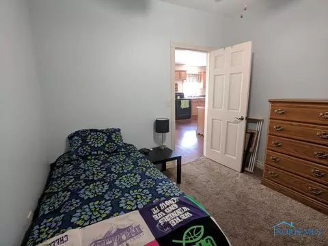 427 N Edwards St, Ada, OH 45810 photo 10