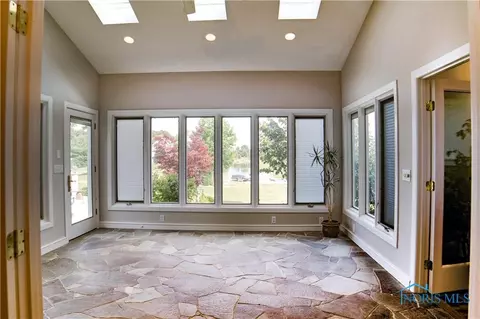7413 Coder Rd, Maumee, OH 43537 photo 8