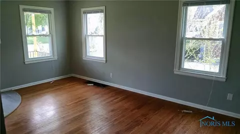 809 Secor Rd, Toledo, OH 43607 photo 5