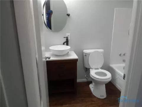 1533 Cherry Valley Rd, Toledo, OH 43607 photo 11