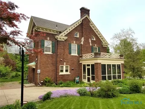 1735 Potomac Dr, Toledo, OH 43607 photo 3