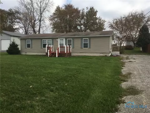 124 Sawmill Rd, Lyons, OH 43533 photo 1