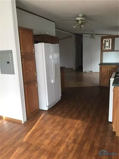 124 Sawmill Rd, Lyons, OH 43533 photo 3