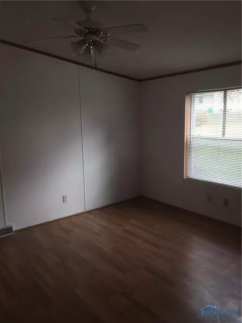 124 Sawmill Rd, Lyons, OH 43533 photo 5