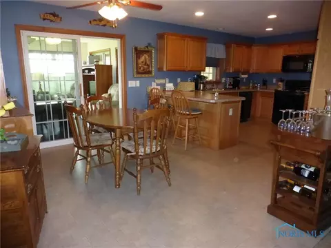 1310 Markey Dr, Bryan, OH 43506 photo 10