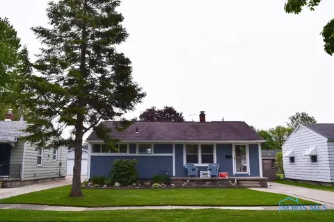 1386 Junior Dr, Maumee, OH 43537 photo 1