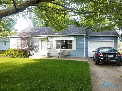 839 N Cherry St, Paulding, OH 45879 photo 1