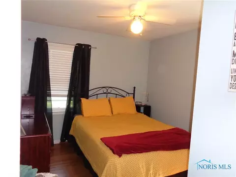 2734 Castleton Ave, Toledo, OH 43613 photo 9