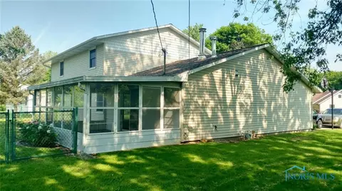 334 E River St, Edgerton, OH 43517 photo 5