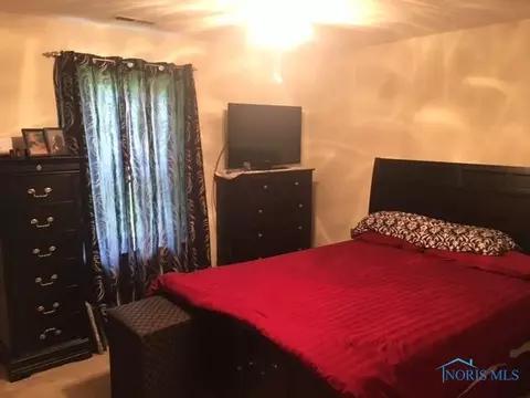 310 W Arthur Dr, Bryan, OH 43506 photo 9