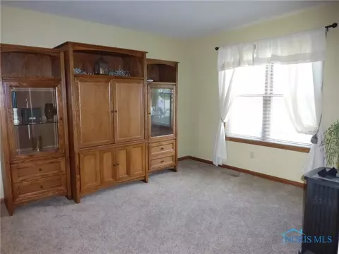 210 Carson Dr, Bryan, OH 43506 photo 6