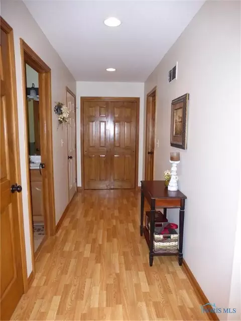 210 Carson Dr, Bryan, OH 43506 photo 7