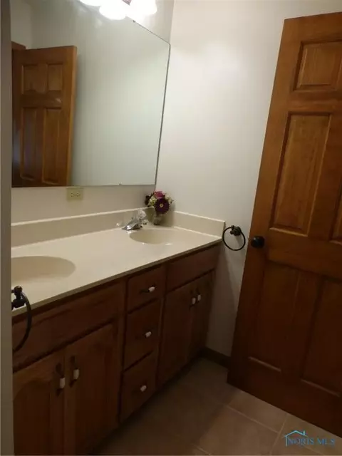 210 Carson Dr, Bryan, OH 43506 photo 10