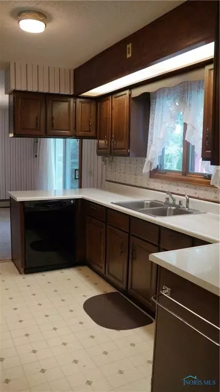 800 Pine St, Wauseon, OH 43567 photo 15
