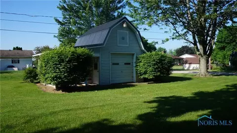 800 Pine St, Wauseon, OH 43567 photo 5