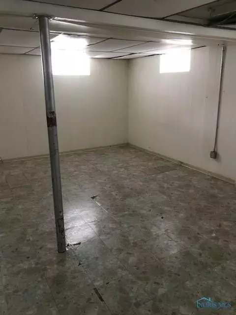 822 Brookley Blvd, Toledo, OH 43607 photo 3