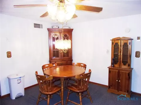 102 Jerry St, Bryan, OH 43506 photo 9