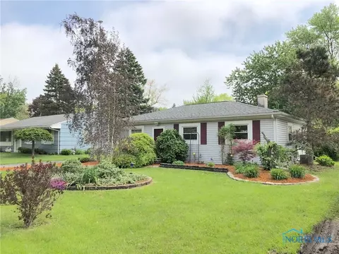 104 Clifton Rd, Toledo, OH 43607 photo 2