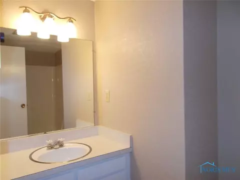 827 W Harrison St, Paulding, OH 45879 photo 11