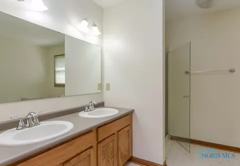 347 Walker Ave, Luckey, OH 43443 photo 13