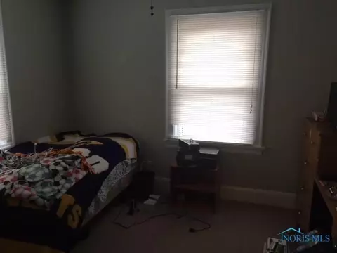 1739 Perth St, Toledo, OH 43607 photo 4
