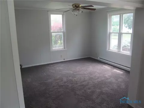 820 W Perry St, Paulding, OH 45879 photo 4