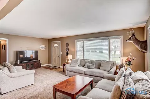 1028 N Williams St, Paulding, OH 45879 photo 4