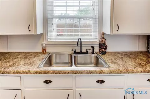 1028 N Williams St, Paulding, OH 45879 photo 11