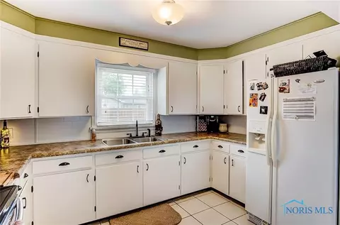 1028 N Williams St, Paulding, OH 45879 photo 10