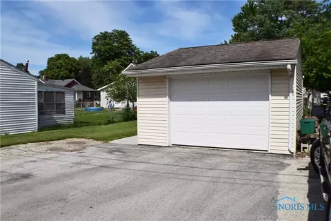 806 Cherry St, Genoa, OH 43430 photo 26