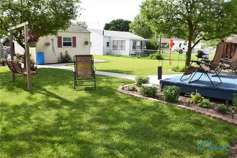 806 Cherry St, Genoa, OH 43430 photo 24