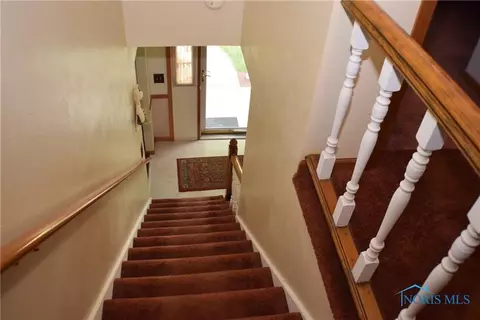 806 Cherry St, Genoa, OH 43430 photo 12