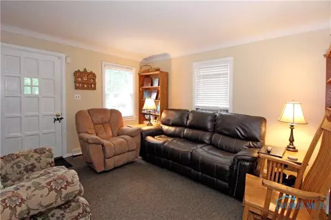 2934 Chipplegate Rd, Toledo, OH 43614 photo 4