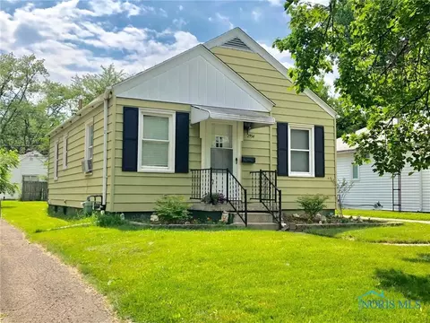 2934 Chipplegate Rd, Toledo, OH 43614 photo 1