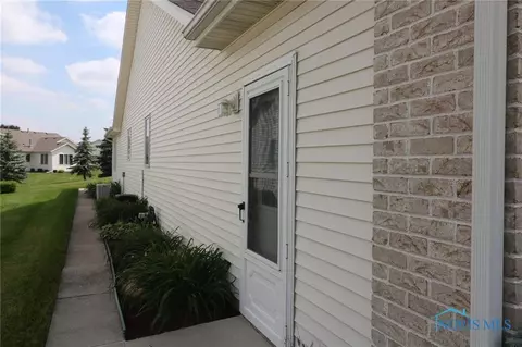 7009 Springview Dr, Maumee, OH 43537 photo 28