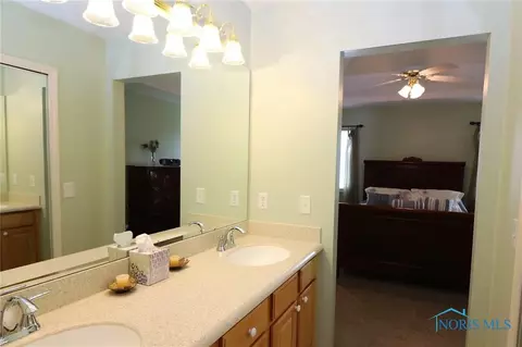 7009 Springview Dr, Maumee, OH 43537 photo 22