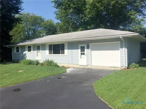 111 S Blackman Rd, Bradner, OH 43406 photo 1