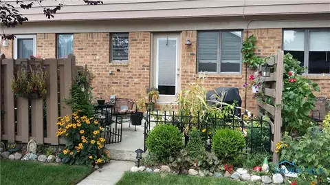 1273 Applegate St #3, Waterville, OH 43566 photo 4