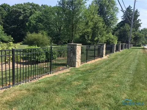 7326 Coder Rd, Maumee, OH 43537 photo 5