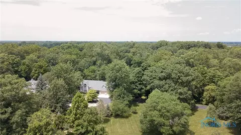 7326 Coder Rd, Maumee, OH 43537 photo 3