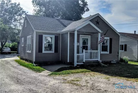 5939 Douglas Rd, Toledo, OH 43613 photo 1