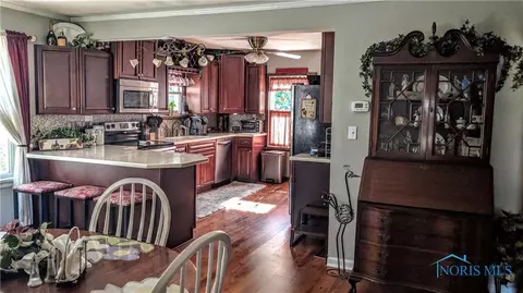 5939 Douglas Rd, Toledo, OH 43613 photo 7