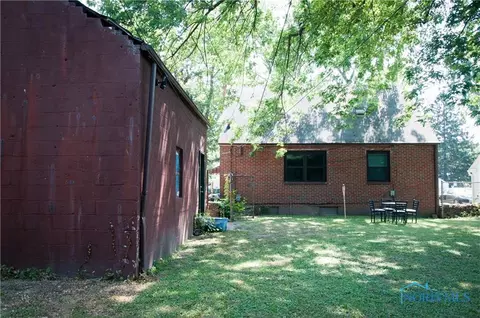 817 Secor Rd, Toledo, OH 43607 photo 11