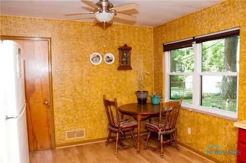 817 Secor Rd, Toledo, OH 43607 photo 3