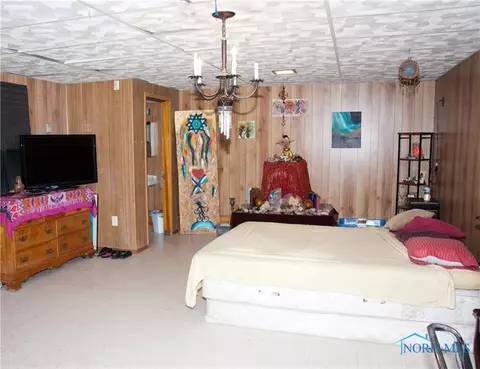 817 Secor Rd, Toledo, OH 43607 photo 8