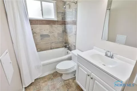 3154 Flame Dr, Oregon, OH 43616 photo 24